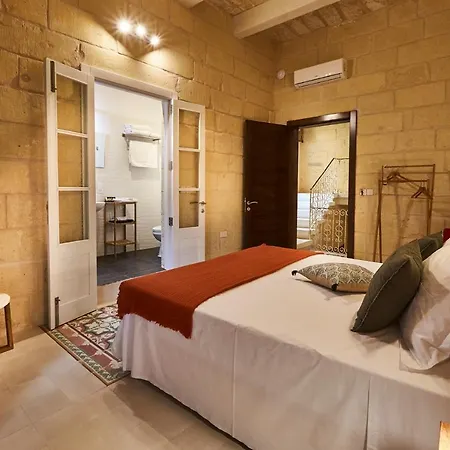 Provicario Oda ve Kahvaltı 4*
