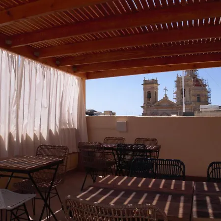 Provicario 4* Victoria