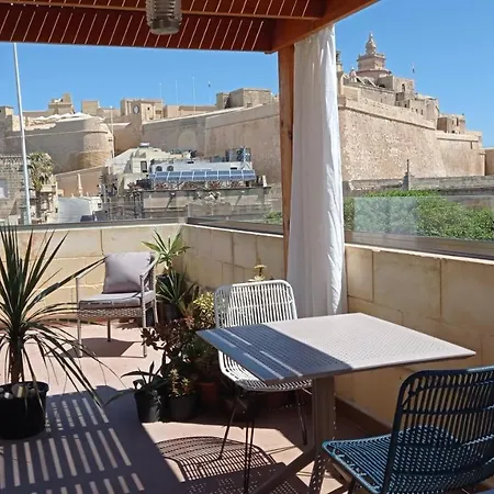 Provicario 4* Victoria