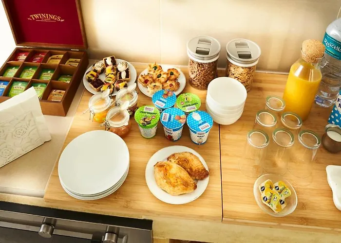 Oda ve Kahvaltı Provicario