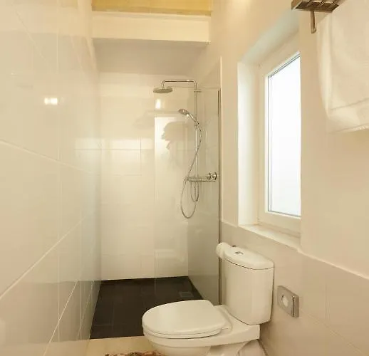 Provicario Виктория